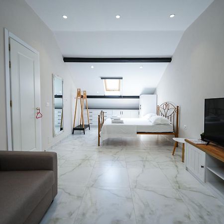 City Center Hideout - Studio Apartment Tirana Zewnętrze zdjęcie