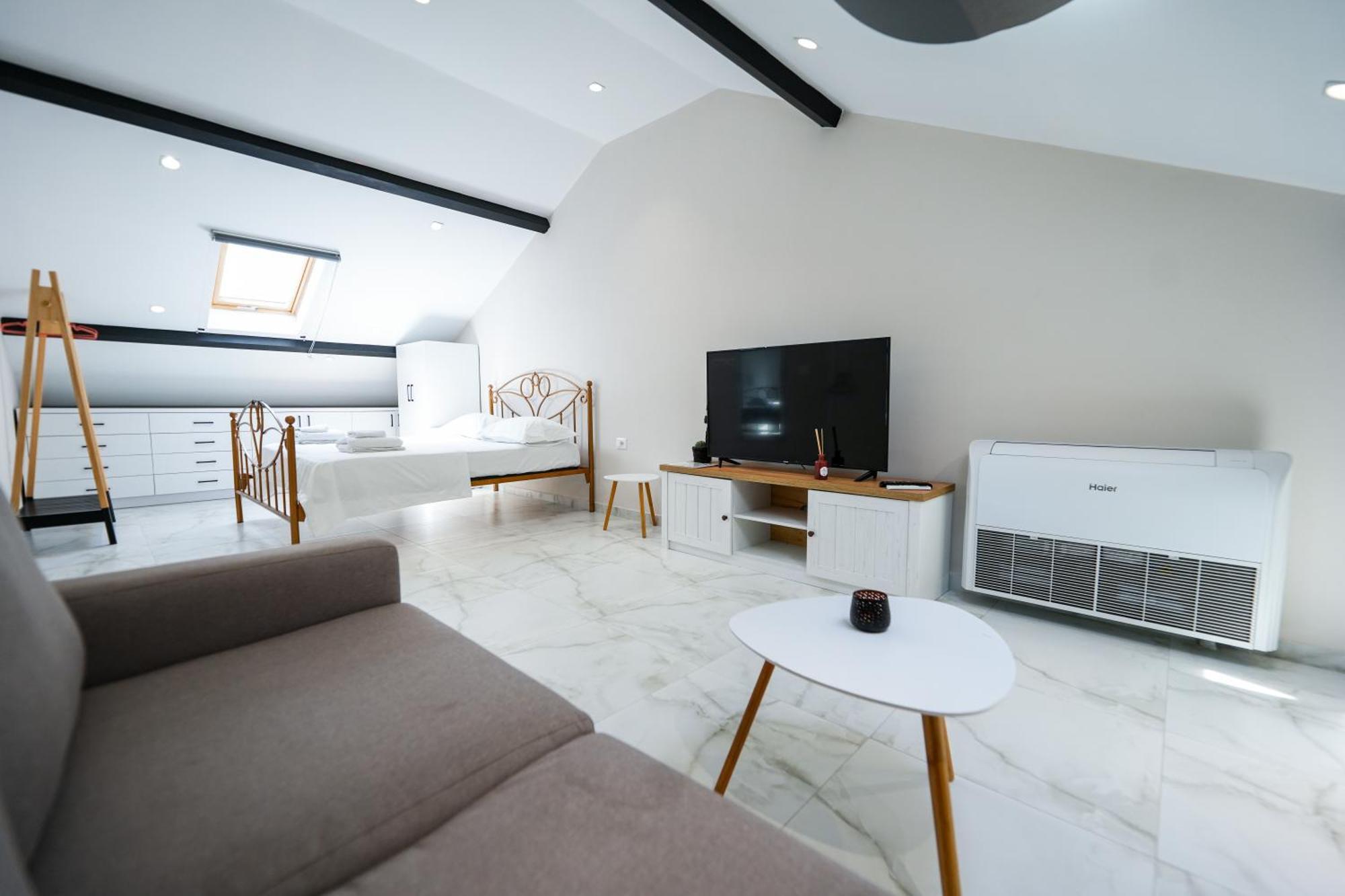 City Center Hideout - Studio Apartment Tirana Zewnętrze zdjęcie